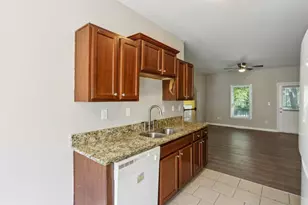 739 Prince Pl, Atlanta, GA 30318 - Photo 19