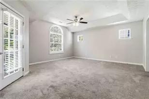 4697 Highpoint Ln, Atlanta, GA 30349 - Photo 7