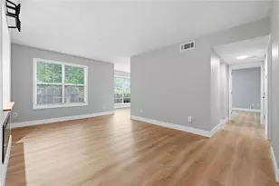 1403 Glenleaf Dr, Peachtree Corners, GA 30092 - Photo 9