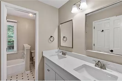 5794 Vantage Court, Stone Mountain, GA 30087 - Photo 23