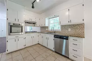 2651 Oxbow Way SW, Marietta, GA 30008 - Photo 9