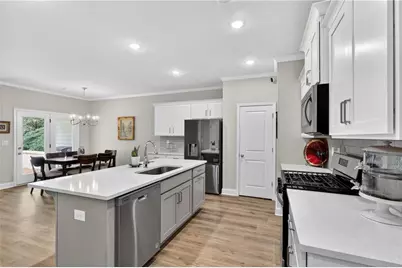 3915 Cavalier Way, Duluth, GA 30097 - Photo 5