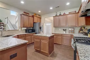 180 Talking Leaves Ct, Acworth, GA 30101 - Photo 3