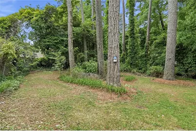 1137 Kingsley Cir NE, Atlanta, GA 30324 - Photo 35