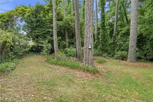 1137 Kingsley Cir NE, Atlanta, GA 30324 - Photo 35