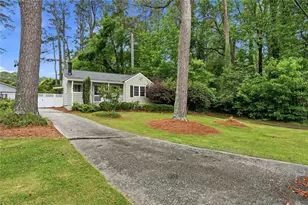 1137 Kingsley Cir NE, Atlanta, GA 30324 - Photo 9