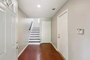 753 Prince Pl, Atlanta, GA 30318 - Photo 9