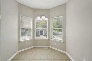 753 Prince Pl, Atlanta, GA 30318 - Photo 17