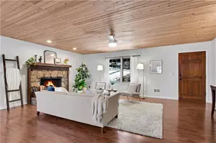 126 E Lake Dr, Roswell, GA 30075 - Photo 3