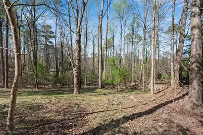 126 East Lake Drive, Roswell, GA 30075 - Photo 7