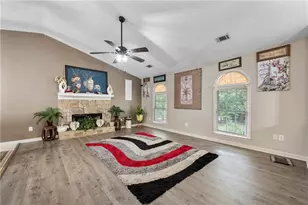 143 Stoneview Dr, Hoschton, GA 30548 - Photo 13