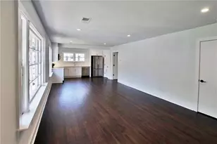 99 Peachtree Memorial Dr, Atlanta, GA 30309 - Photo 9