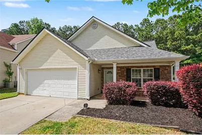 315 Shadowbrooke Circle, Loganville, GA 30052 - Photo 1