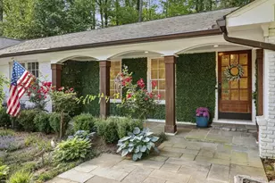1905 Gainsborough Dr, Chamblee, GA 30341 - Photo 11