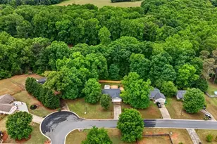 466 Raymond Dr, Winder, GA 30680 - Photo 23