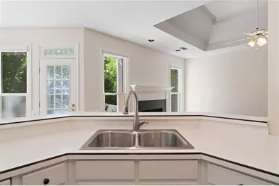 5230 Wickershire Drive, Peachtree Corners, GA 30092 - Photo 25