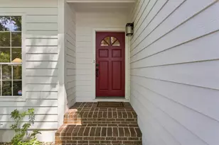 2433 Oostanaula Dr NE, Brookhaven, GA 30319 - Photo 11