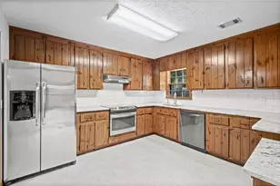 1321 Timbercrest Dr, Lawrenceville, GA 30045 - Photo 11