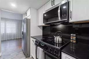 1960 Hamilton Pl SE, Marietta, GA 30067 - Photo 7