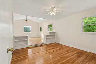 2450 Wentworth Dr NE, Atlanta, GA 30345 - Photo 11