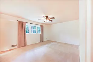 360 Barkshire Ln, Roswell, GA 30076 - Photo 13