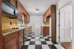 1767 Grandeus Ln, Stone Mountain, GA 30087 - Photo 15