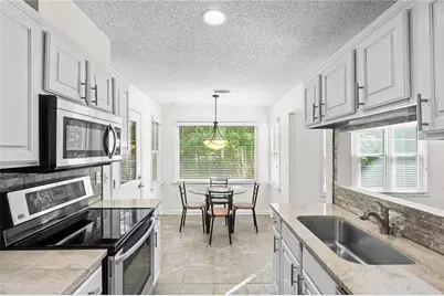 34 Brittany Way NE #34, Atlanta, GA 30324 - Photo 15