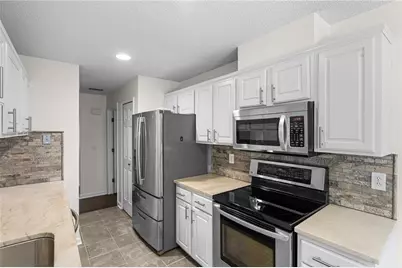34 Brittany Way NE #34, Atlanta, GA 30324 - Photo 17