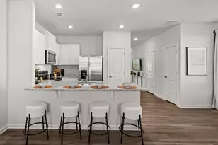 5976 Skylar Dr, Atlanta, GA 30331 - Photo 3