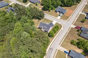 801 Rouse Cir, Hoschton, GA 30548 - Photo 59
