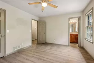 5361 Hog Mountain Rd, Flowery Branch, GA 30542 - Photo 29
