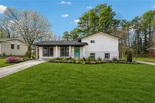 732 Earl St S E, Marietta, GA 30067 - Photo 1