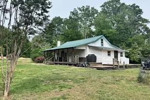 277 Jerry Ayers Rd, Murrayville, GA 30564 - Photo 11