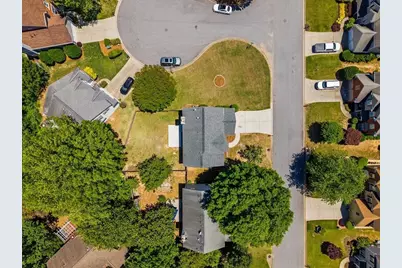 2410 Lunetta Lane, Alpharetta, GA 30004 - Photo 27