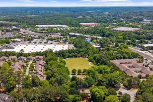 2410 Lunetta Ln, Alpharetta, GA 30004 - Photo 31
