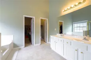 193 April Ridge Ln, Lawrenceville, GA 30045 - Photo 17