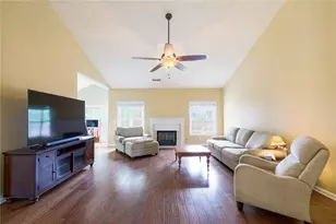 193 April Ridge Ln, Lawrenceville, GA 30045 - Photo 7