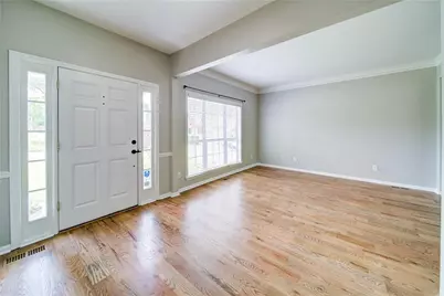 5715 Kennemore Drive, Alpharetta, GA 30004 - Photo 5