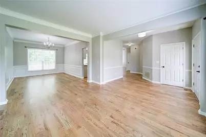5715 Kennemore Drive, Alpharetta, GA 30004 - Photo 3