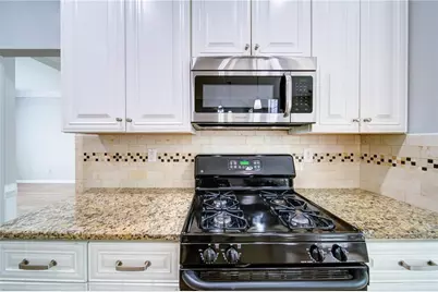 5715 Kennemore Drive, Alpharetta, GA 30004 - Photo 19