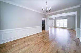 5715 Kennemore Dr, Alpharetta, GA 30004 - Photo 11
