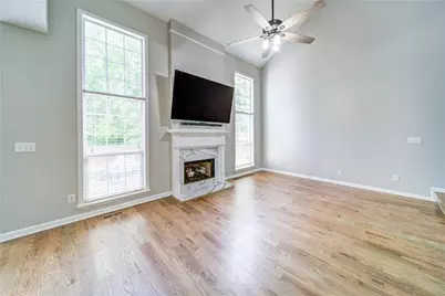5715 Kennemore Drive, Alpharetta, GA 30004 - Photo 9