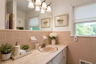 499 Dogwood Dr, Lawrenceville, GA 30046 - Photo 13