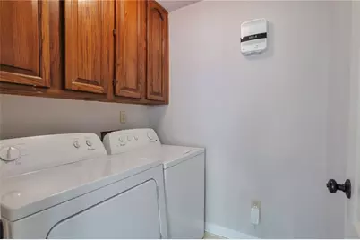 6880 Shadow Ridge Lane, Stone Mountain, GA 30087 - Photo 11