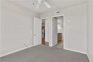 711 Cosmopolitan Dr NE, Atlanta, GA 30324 - Photo 9