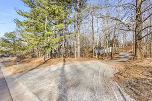 31 Huckleberry Ln, Winder, GA 30680 - Photo 9