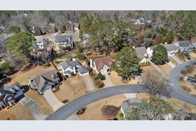 9045 Club River Drive, Roswell, GA 30076 - Photo 5