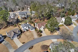 9045 Club River Dr, Roswell, GA 30076 - Photo 5