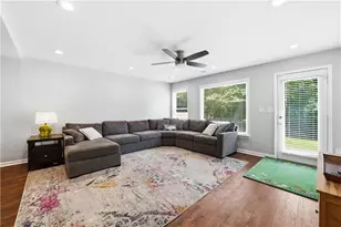 2320 Brookwater Dr, Alpharetta, GA 30005 - Photo 41