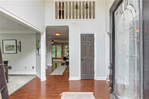 870 Connell Ln, Lawrenceville, GA 30044 - Photo 5